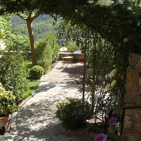 La Cle Des Songes Bed & Breakfast Claviers Exterior photo