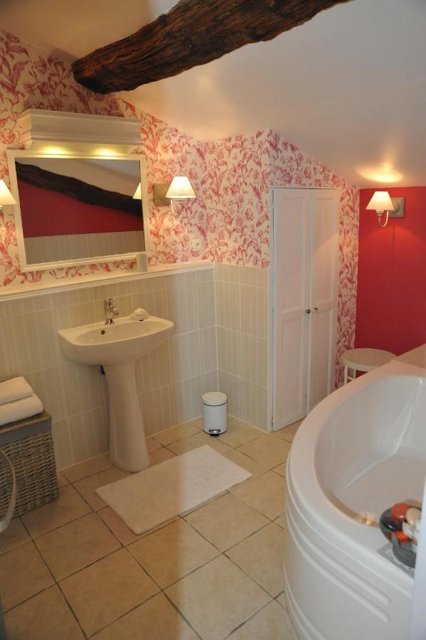 La Cle Des Songes Bed & Breakfast Claviers Exterior photo