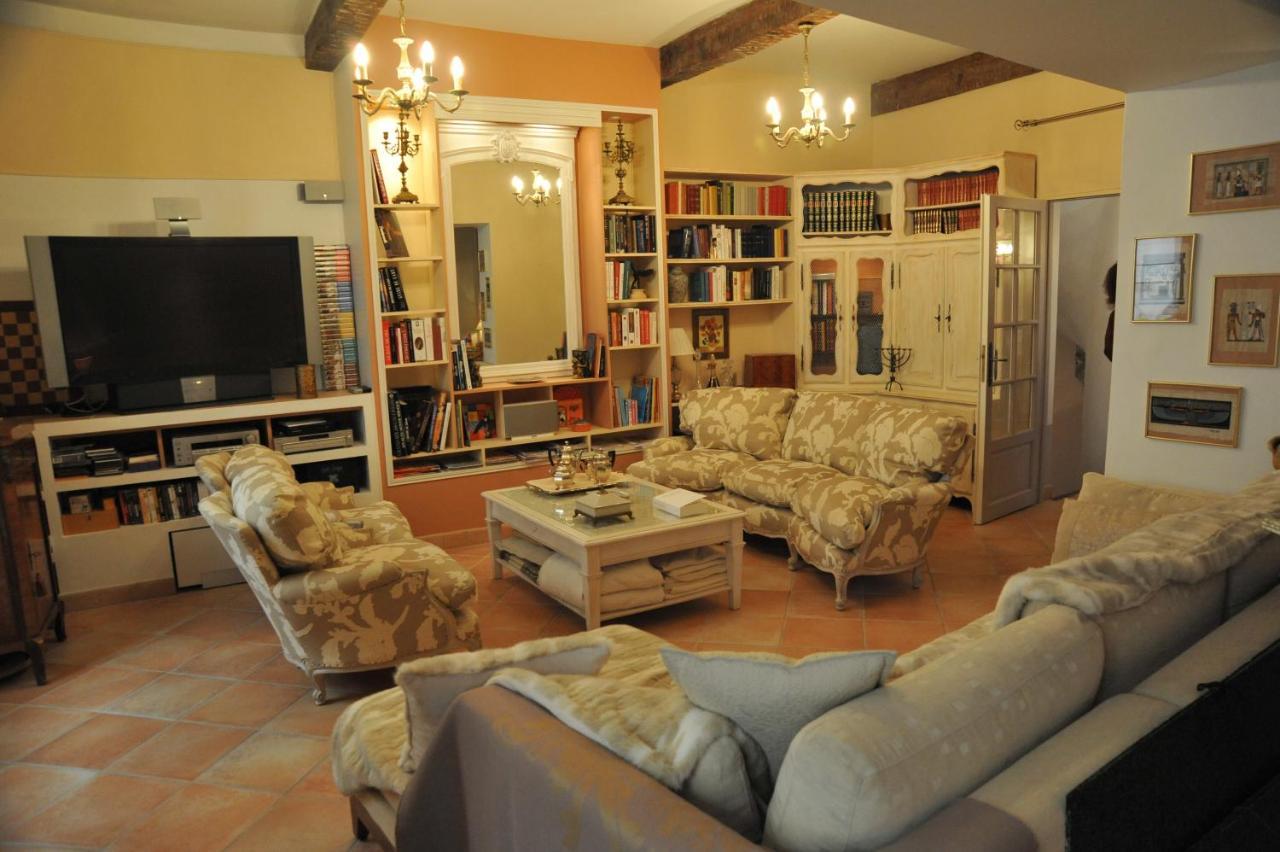 La Cle Des Songes Bed & Breakfast Claviers Exterior photo