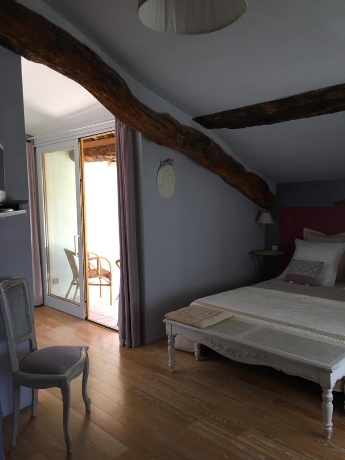 La Cle Des Songes Bed & Breakfast Claviers Exterior photo